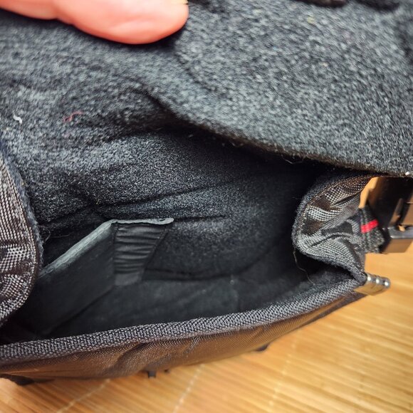 Nikon Camera Bag Padded Compact Carry Case 6" Wide x 6.5" Tall x 2 3/4" Deep - Picture 7 of 7